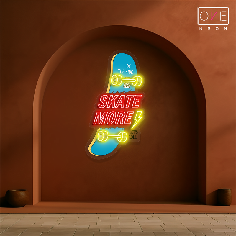 Enseigne néon LED "Skate More"